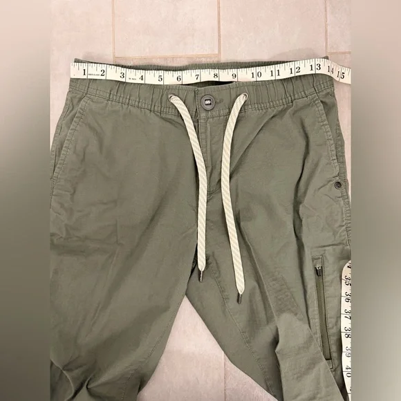 Vuori Ripstop Pant Sage Green SIze Small - Picture 6 of 6